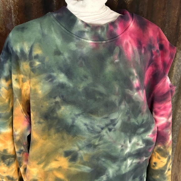 525 America  Tie-Dye Crewneck Sweatshirt- Size Large - Picture 3 of 6